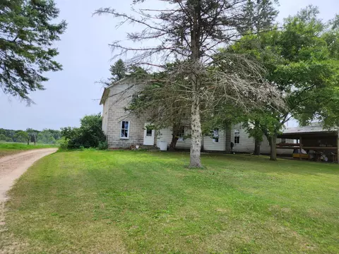 8440 Old State Rd, Stanwood, MI 49346