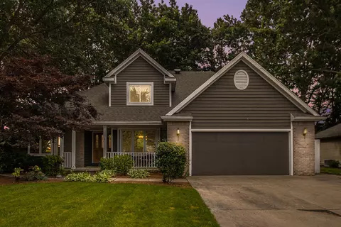 1012 Heights Dr, St. Joseph, MI 49085