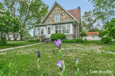 7773 Academy Rd, Cedar Lake, MI 48812