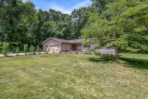 14887 9 12 Mile Rd, Battle Creek, MI 49014