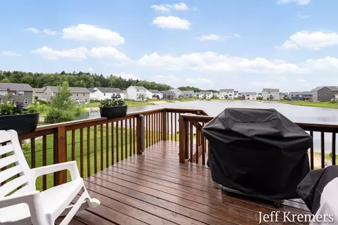11673 Everett Ave, Allendale, MI 49401 photo 2