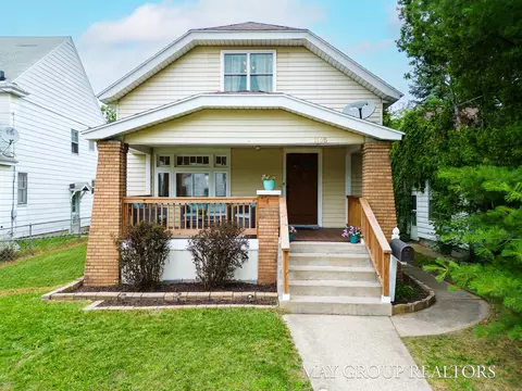 1105 Merritt St SE, Grand Rapids, MI 49507