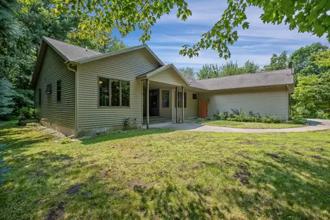5826 Martin Rd, Norton Shores, MI 49444