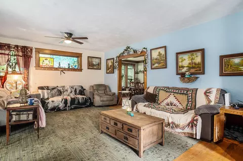 260 Canaris St, Constantine, MI 49042 photo 5