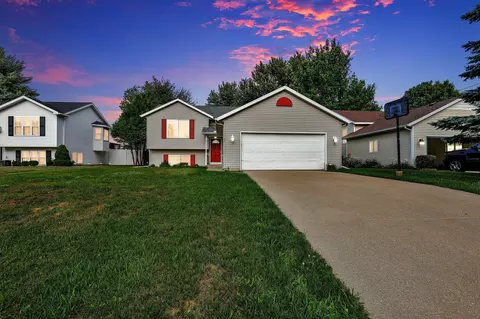 644 Lasalle Ave NW, Grand Rapids, MI 49534