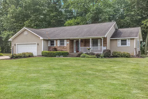 3216 Fairhaven Dr, Allegan, MI 49010