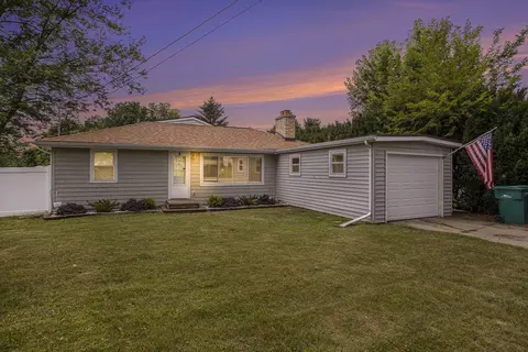 172 S 31st St, Battle Creek, MI 49015