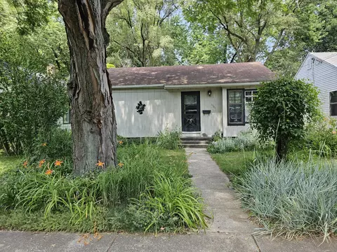 1501 E Alcott St, Kalamazoo, MI 49001