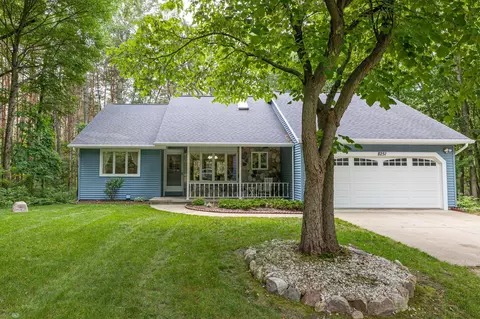 8251 W Ridge Blvd, Canadian Lakes, MI 49346