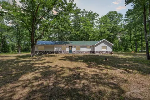 6267 Ocqueoc Lake Rd, Ocqueoc, MI 49759