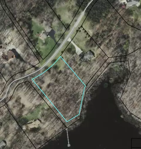 6281 Lakewood Pointe Dr #13, Coloma, MI 49038