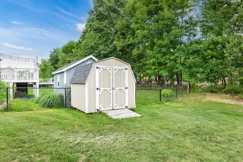 2206 Applegate Dr NW, Walker, MI 49534 photo 30