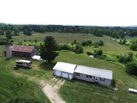 16107 Craft Rd, Hersey, MI 49639