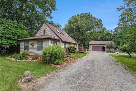 33858 Bertrand St, Niles, MI 49120