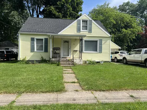 56 W Clarke Ave, Coldwater, MI 49036