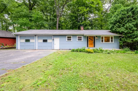 18393 Ridge Rd, New Buffalo, MI 49117