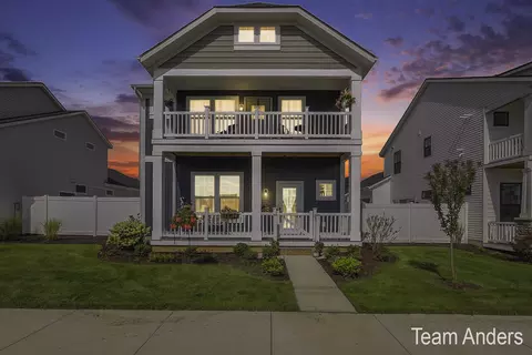 6985 W Rain Garden Ln, Rockford, MI 49341