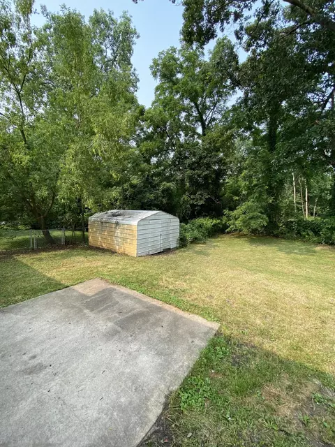 326 Kenneth, Jackson, MI 49203 photo 8