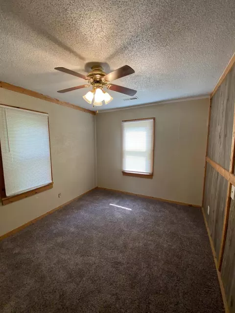 326 Kenneth, Jackson, MI 49203 photo 6