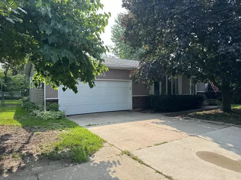 5792 Kalamazoo Ave SE, Kentwood, MI 49508