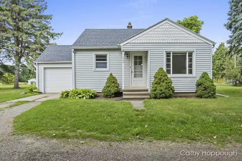 699 King St, Ionia, MI 48846