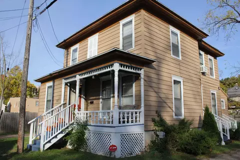 818 Hoffman Ct, Kalamazoo, MI 49007