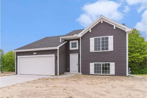 4041 Tributary Dr, Holland, MI 49424