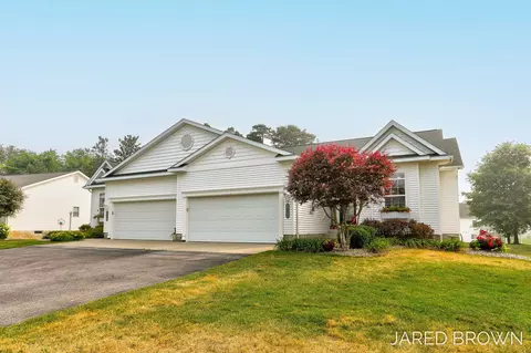 5722 Copper Sands Run, Fruitport, MI 49415