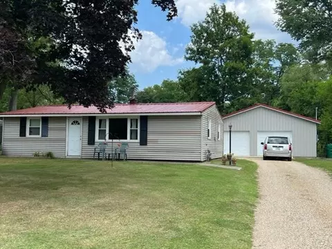 1643 Lasalle Ave, Niles, MI 49120