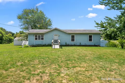 4600 Hilltop Rd, Hastings, MI 49058
