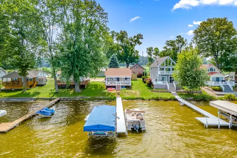 334 Lloyd Ln, Bronson, MI 49028 photo 6