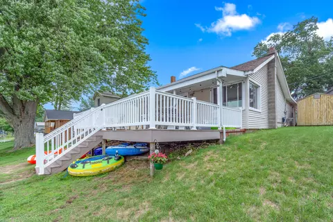 334 Lloyd Ln, Bronson, MI 49028 photo 4