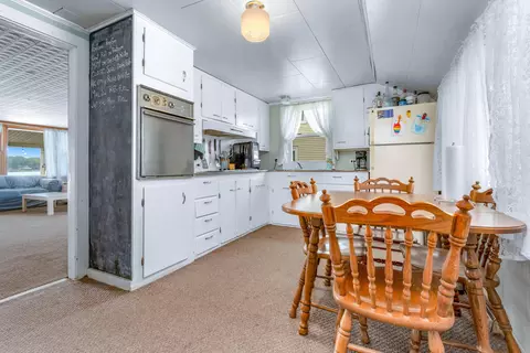 334 Lloyd Ln, Bronson, MI 49028 photo 8