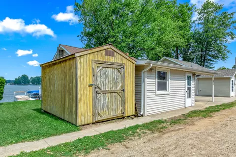 334 Lloyd Ln, Bronson, MI 49028 photo 21
