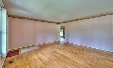 689 Leo Rd, Jackson, MI 49203 photo 6