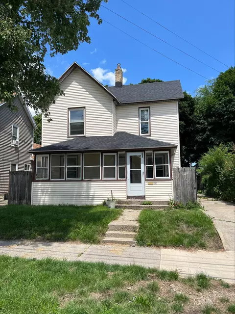 51 Corinne St SW, Grand Rapids, MI 49507