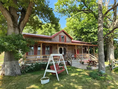 5648 Head Rd, Hastings, MI 49058