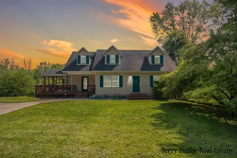 7271 Bluewater Hwy, Saranac, MI 48881