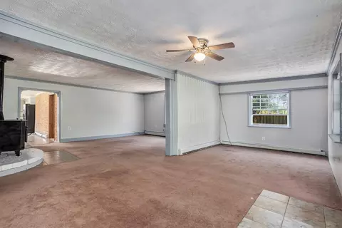 618 S Main St, Bellevue, MI 49021 photo 6