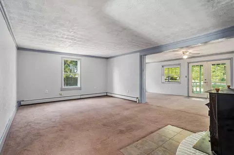 618 S Main St, Bellevue, MI 49021 photo 8