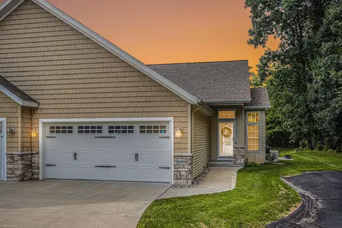 10420 Hammock Cir, Portage, MI 49024