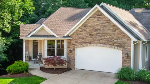 16400 Springvale Ct #48, Spring Lake, MI 49456