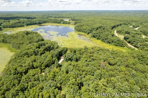 3693 S Sweet Lake Dr, Twin Lake, MI 49457