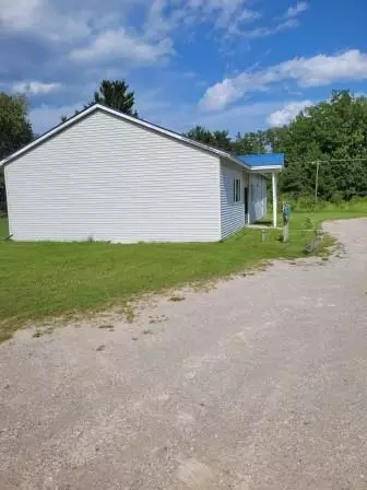 3105 Mantz St, Lewiston, MI 49756