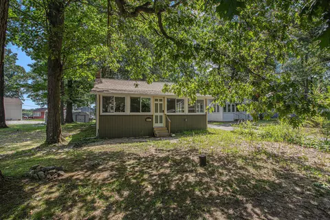 94643 Park Ave, Dowagiac, MI 49047