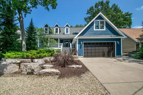 208 Marx Dr, New Buffalo, MI 49117