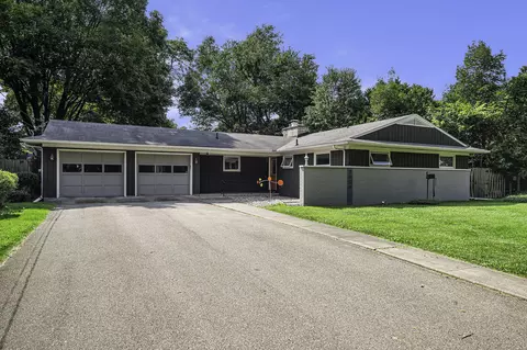2606 Frederick Ave, Kalamazoo, MI 49008