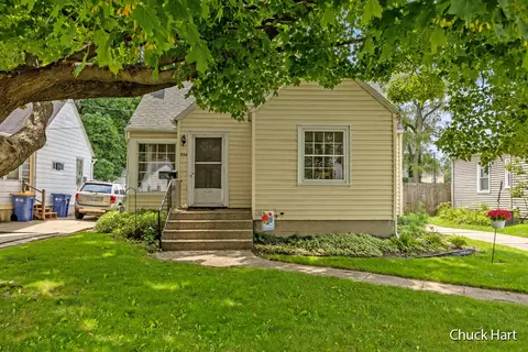 334 Eola St SE, Grand Rapids, MI 49507