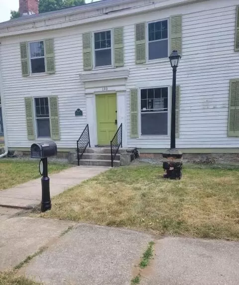 180 E Third St, Constantine, MI 49042