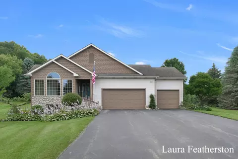 7172 Russet Vista Dr NE, Rockford, MI 49341